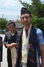 Geert Hendriks in Nepal met een hoedje