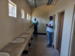 Toilets Chainda Primary (2)